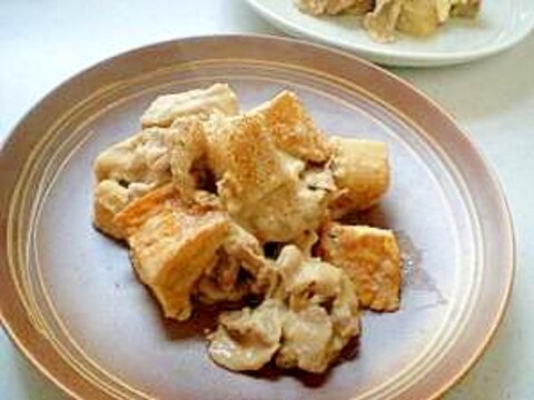 練りごまとみそのコクがうまい!豚と里芋の煮物